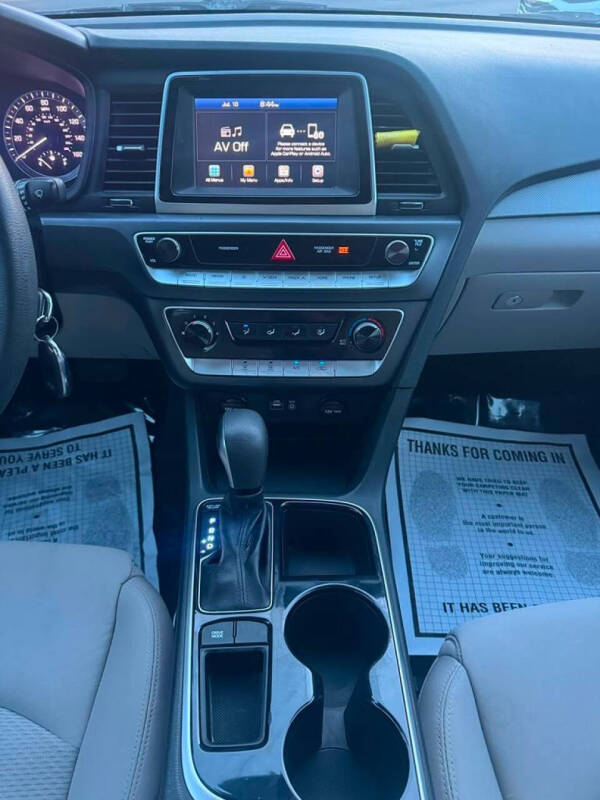 2018 Hyundai Sonata SE