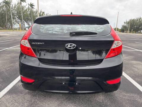 2016 Hyundai Accent Sport