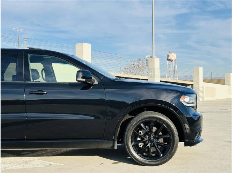 2017 Dodge Durango R/T photo 13