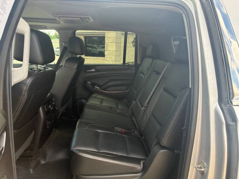 2016 Chevrolet Suburban LT