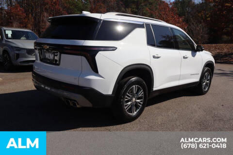 2024 Chevrolet Traverse LT