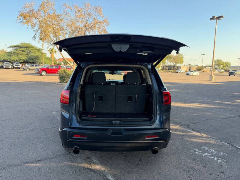 2019 GMC Acadia SLE-2