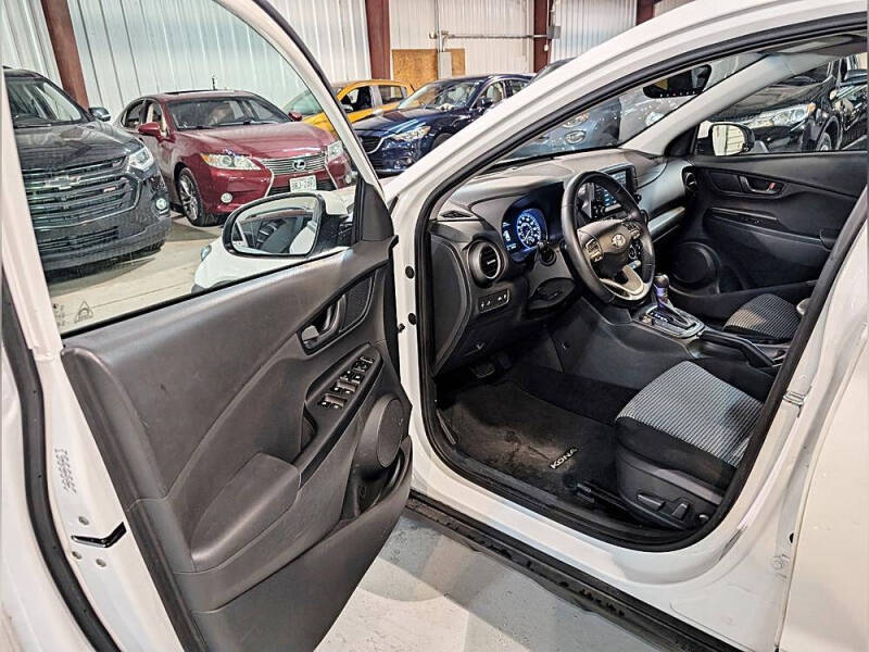 2021 Hyundai Kona SEL Plus