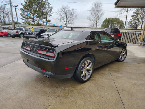 2015 Dodge Challenger SXT Plus