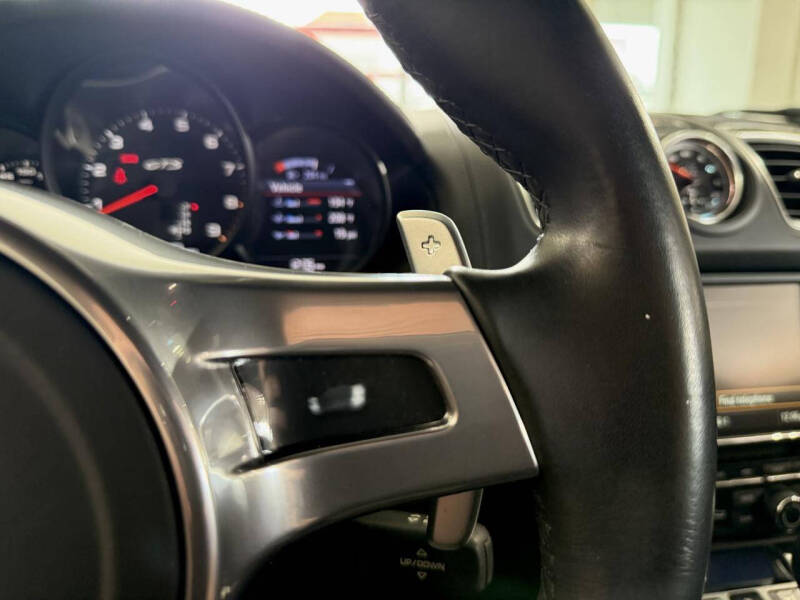 2015 Porsche Cayman GTS