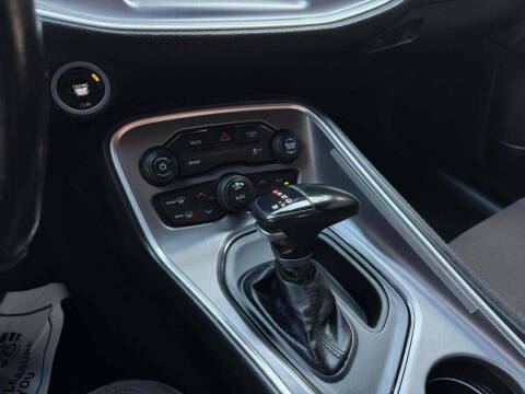 2020 Dodge Challenger SXT