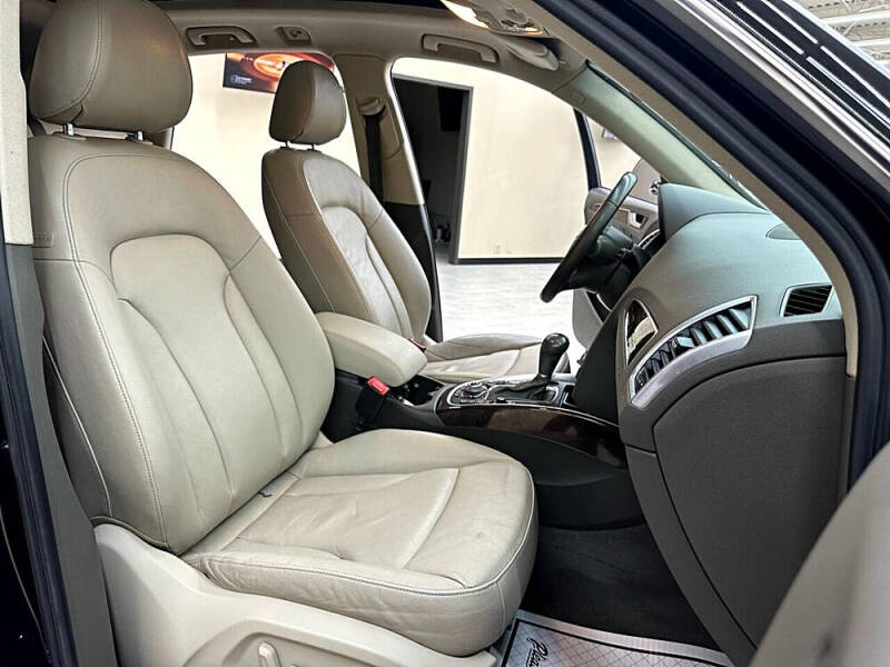 2012 Audi Q5 3.2 quattro Premium Plus