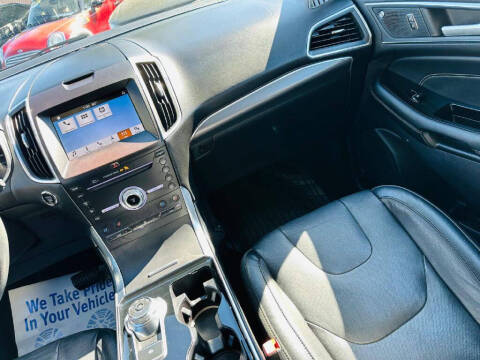 2019 Ford Edge Titanium