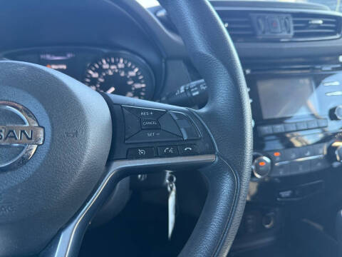 2017 Nissan Rogue Sport S