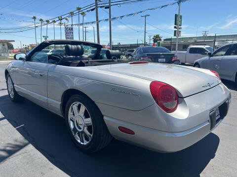 2005 Ford Thunderbird Deluxe