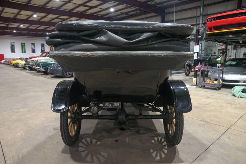 1916 Ford Model T