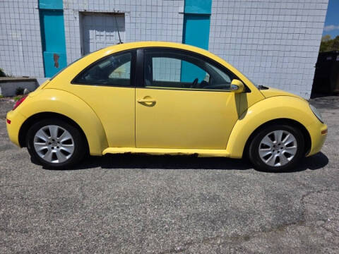 2008 Volkswagen New Beetle S