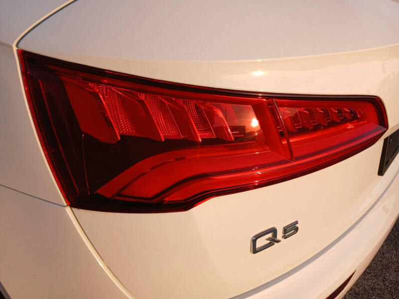 2019 Audi Q5 quattro Premium Plus 45 TFSI