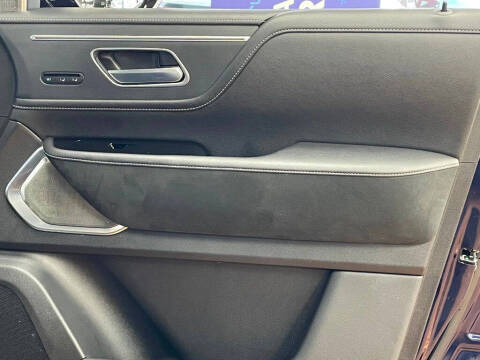 2025 Infiniti QX80 Sensory