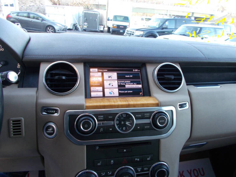 2015 Land Rover LR4 HSE