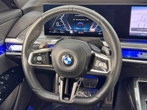 2023 BMW 7 Series 740i