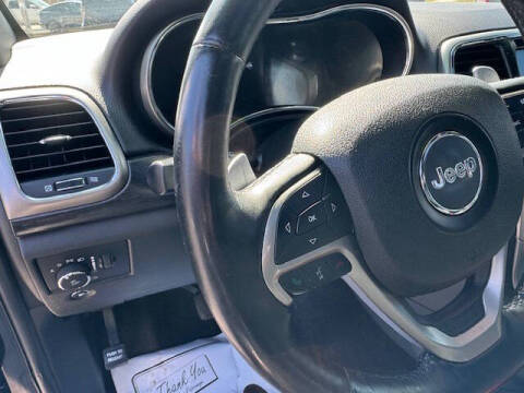 2017 Jeep Grand Cherokee Laredo