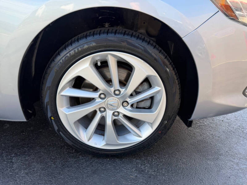 2017 Acura ILX w/Tech