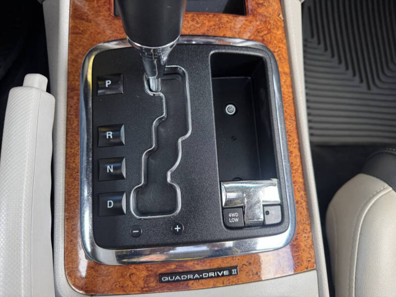 2007 Jeep Commander Overland