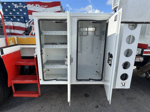 2015 Freightliner M2 112