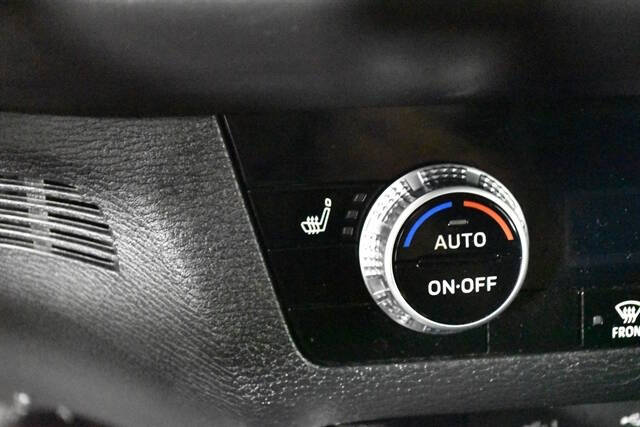 2024 Mitsubishi Outlander PHEV SE