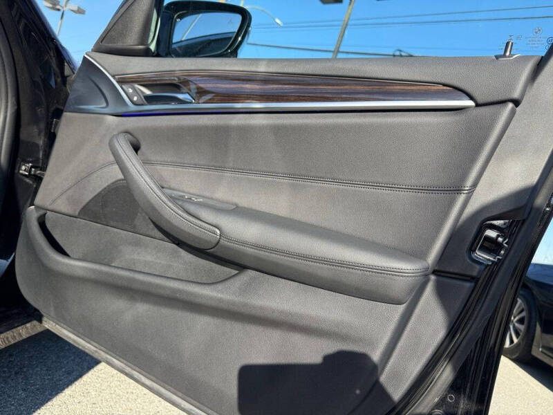 2020 BMW 5 Series 530e iPerformance