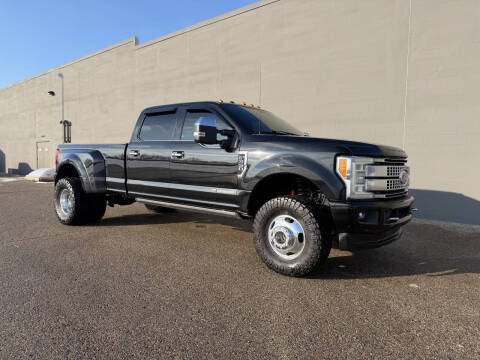 2017 Ford F-350 Super Duty Platinum