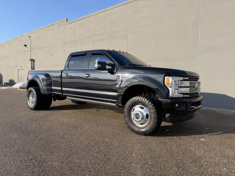 2017 Ford F-350 Super Duty Platinum