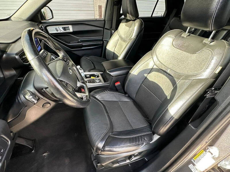 2020 Ford Explorer ST