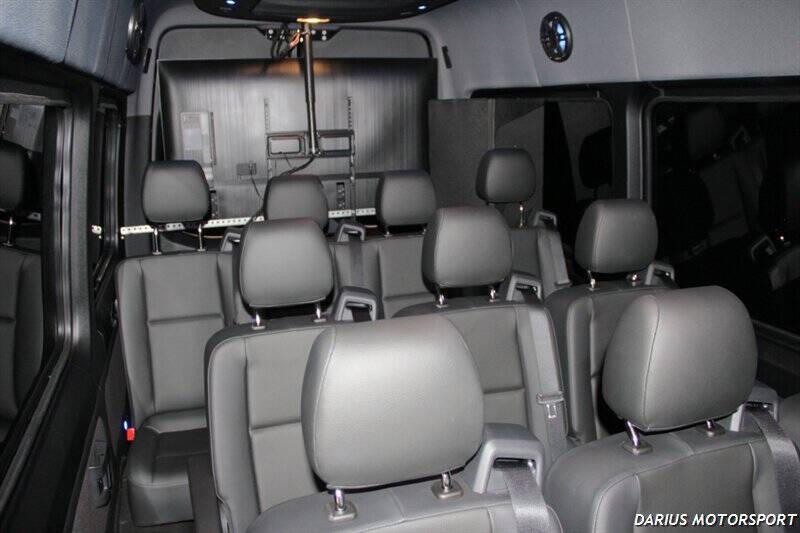 2024 Mercedes-Benz Sprinter 2500