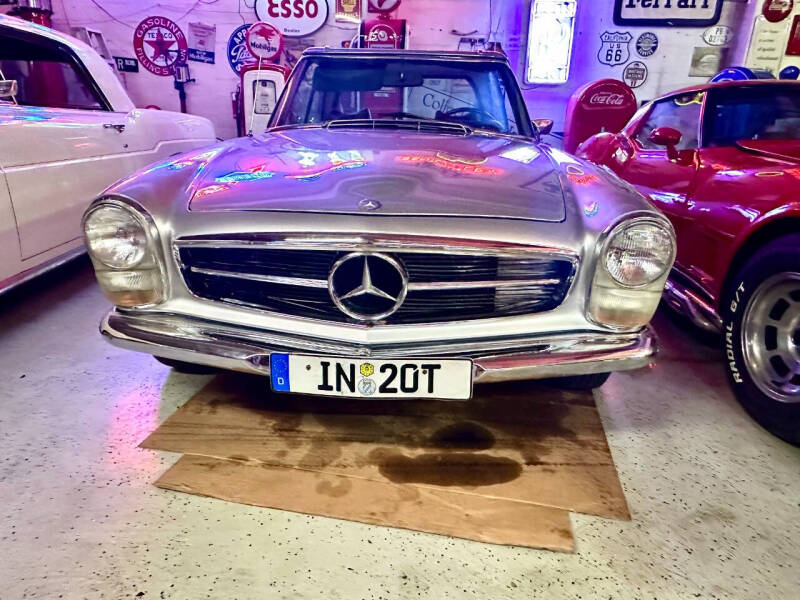 1970 Mercedes-Benz 280-Class