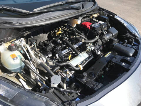 2023 Nissan Versa SR