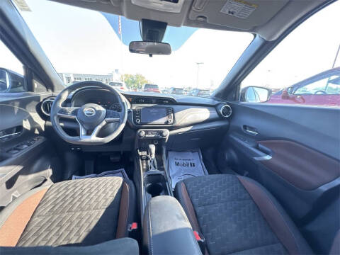 2023 Nissan Kicks SR