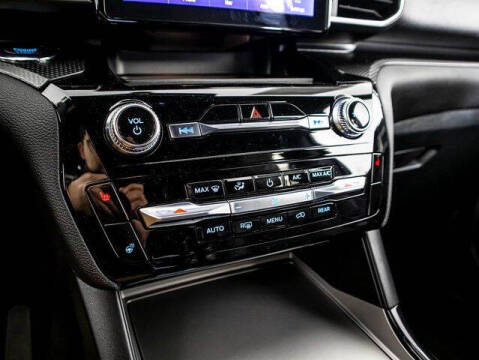 2024 Ford Explorer ST-Line