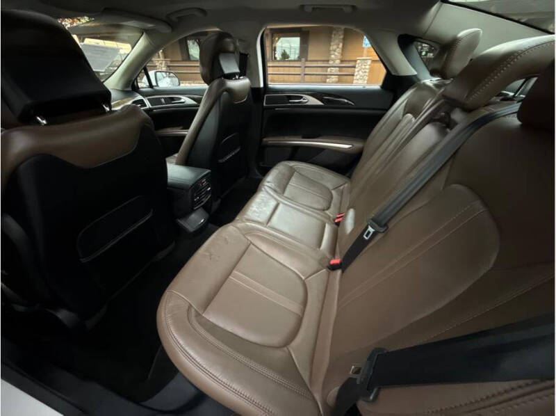 2016 Lincoln MKZ Hybrid