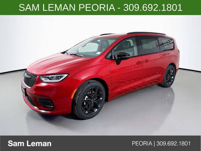 2026 Chrysler Pacifica Select