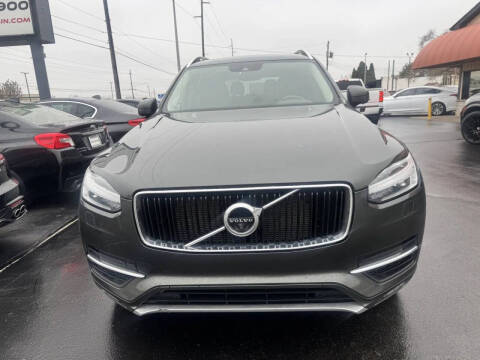 2018 Volvo XC90 T6 Momentum
