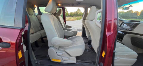 2014 Toyota Sienna L 7-Passenger
