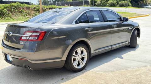 2015 Ford Taurus SEL