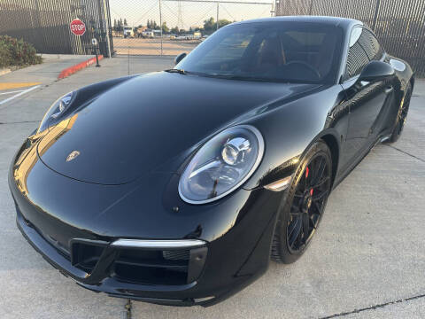 2017 Porsche 911 Carrera GTS