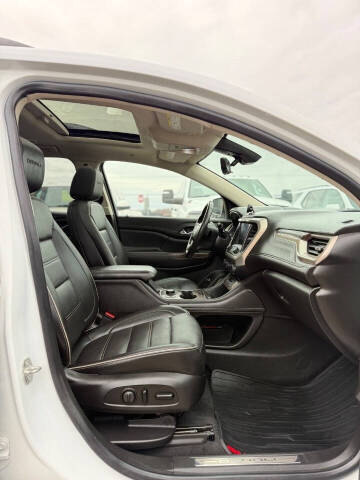 2021 GMC Acadia Denali