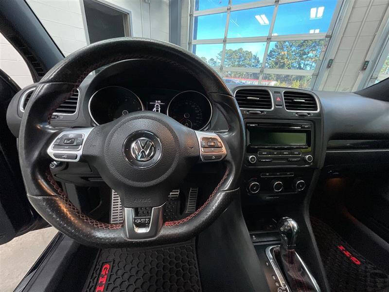 2013 Volkswagen GTI Wolfsburg Edition PZEV