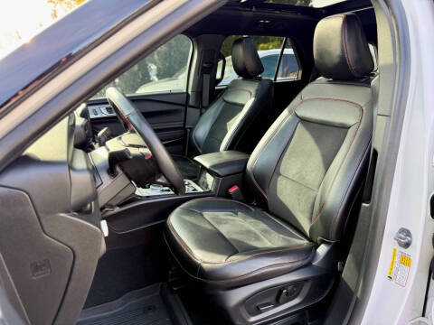 2023 Ford Explorer ST-Line