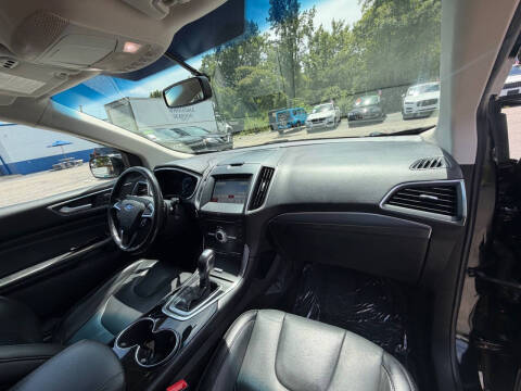2017 Ford Edge Titanium