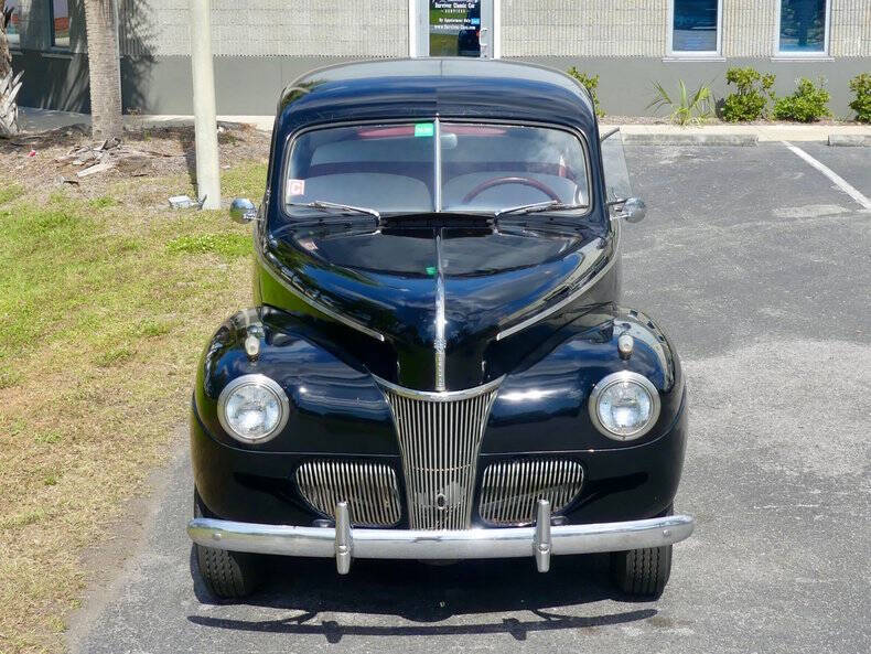 1941 Ford Deluxe