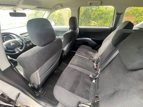 2007 Mitsubishi Outlander XLS