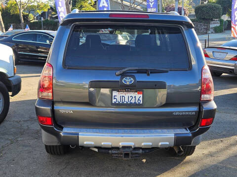 2004 Toyota 4Runner SR5