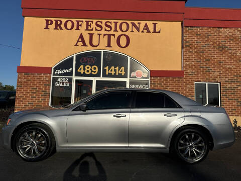 2014 Chrysler 300 for sale at Professional Auto Sales & Service in Fort Wayne IN