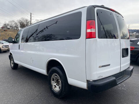 2018 Chevrolet Express LS 3500