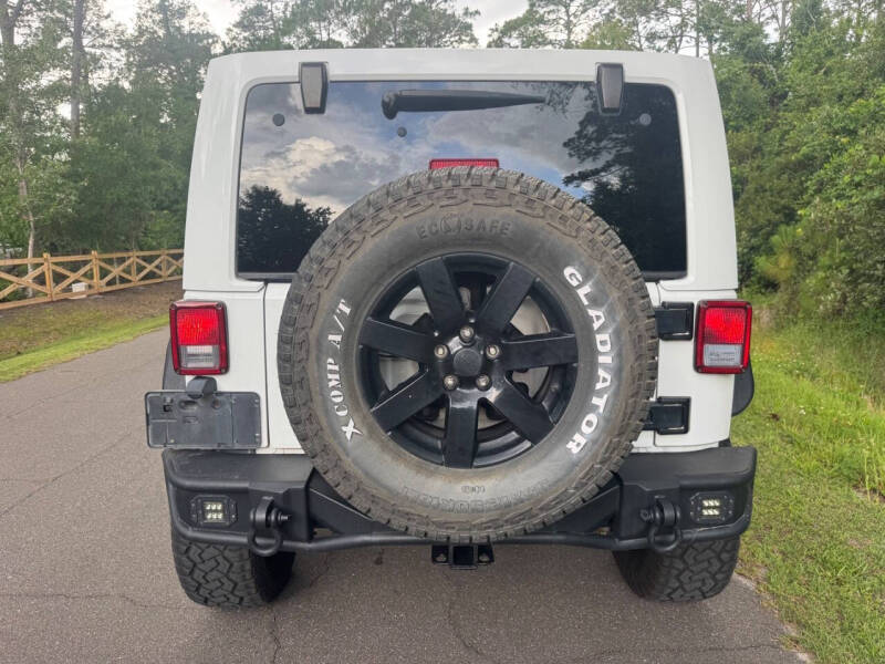 2012 Jeep Wrangler Unlimited Sahara